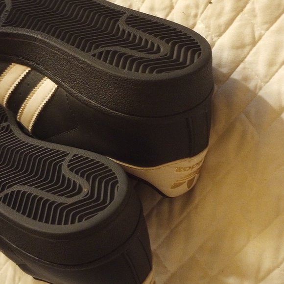 Men's , women's sneakers - Picture 4 of 4